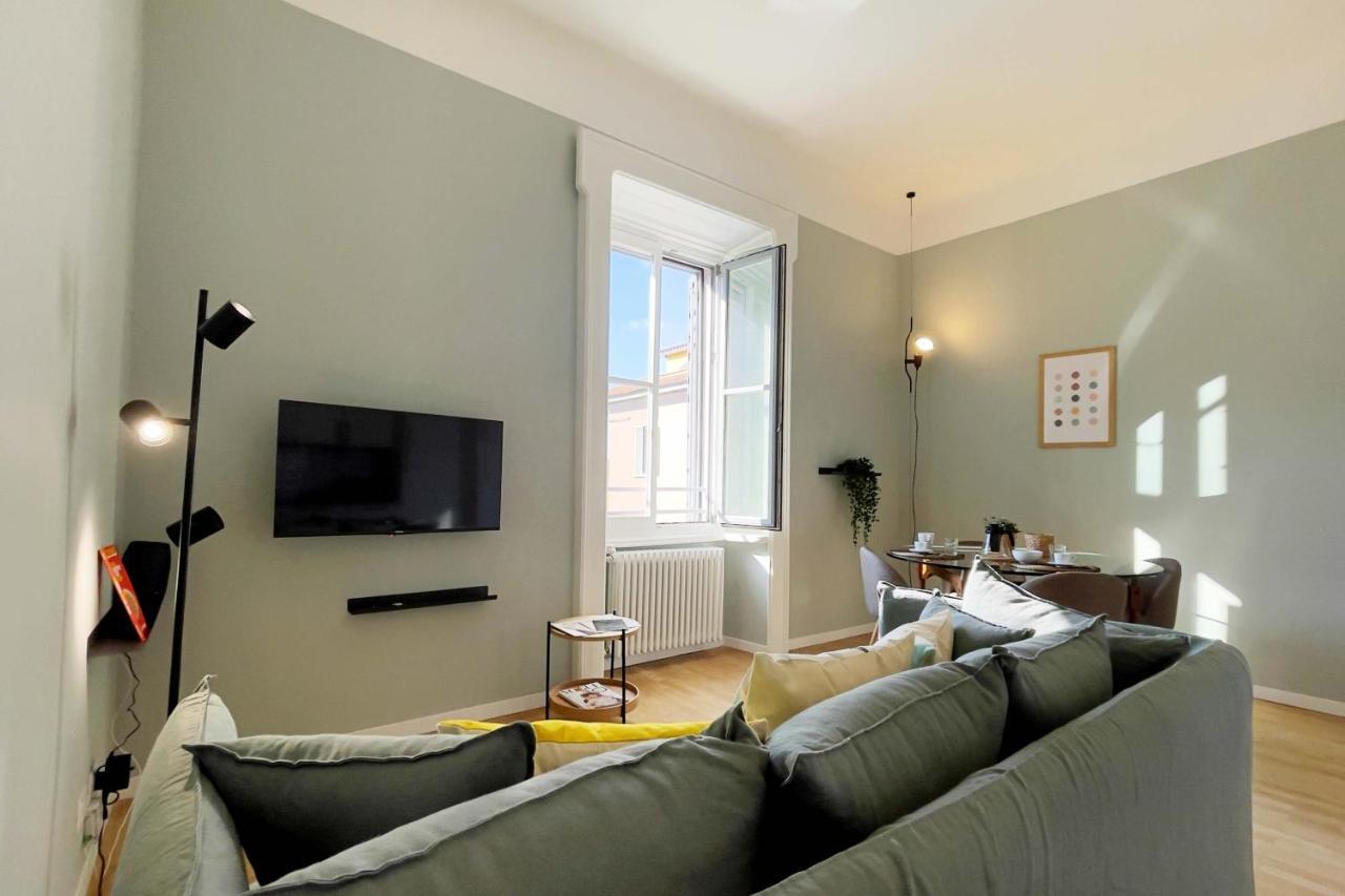 Elegant Apartment Near Brera Area ミラノ エクステリア 写真