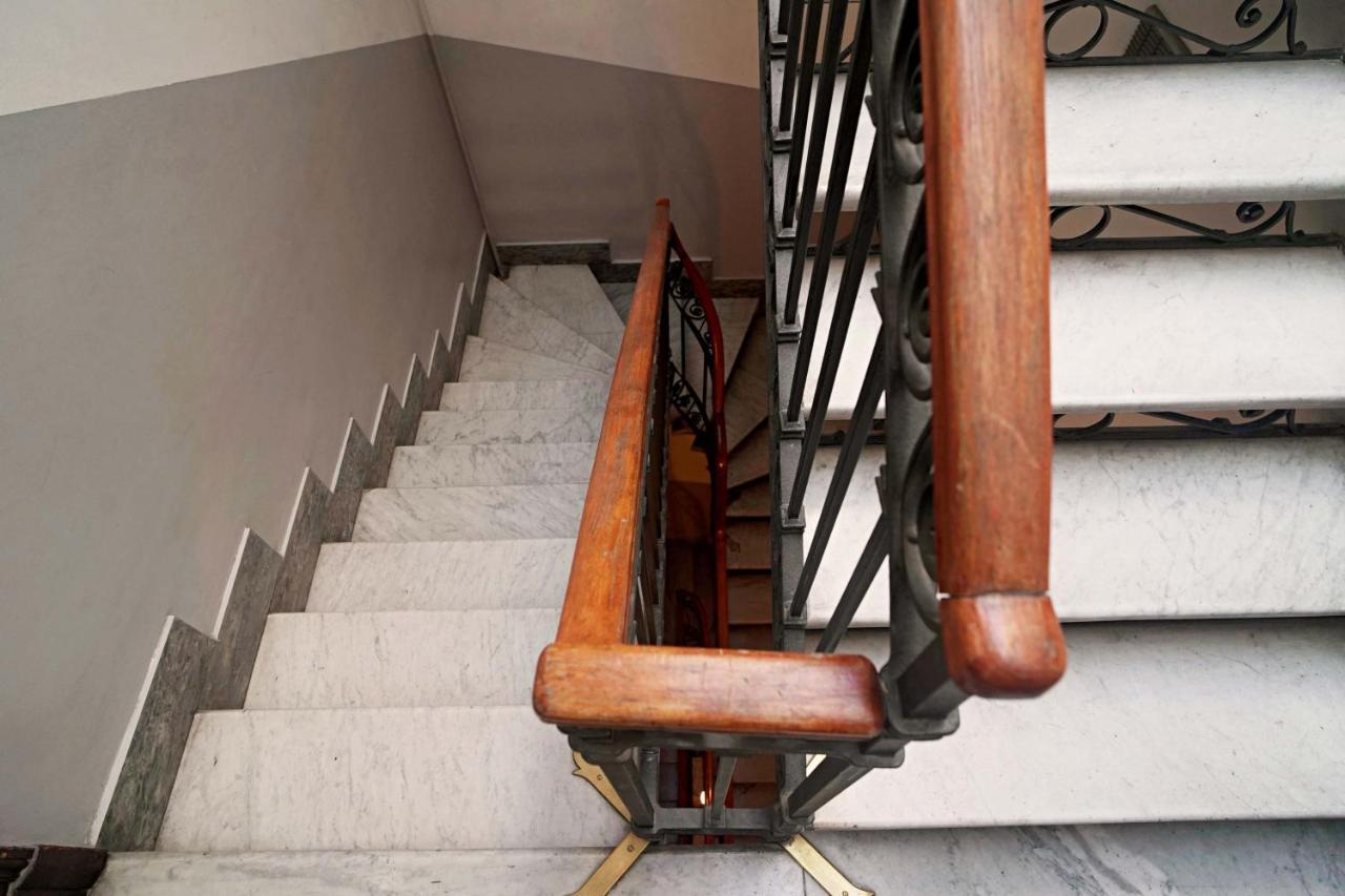 Elegant Apartment Near Brera Area ミラノ エクステリア 写真